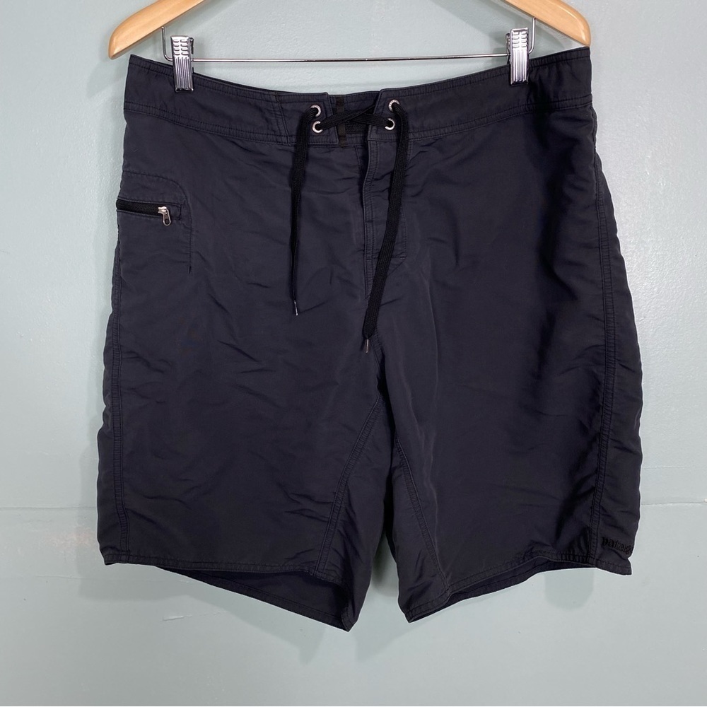 Patagonia 86555 Gray Wavefarer Board Shorts Sz 36